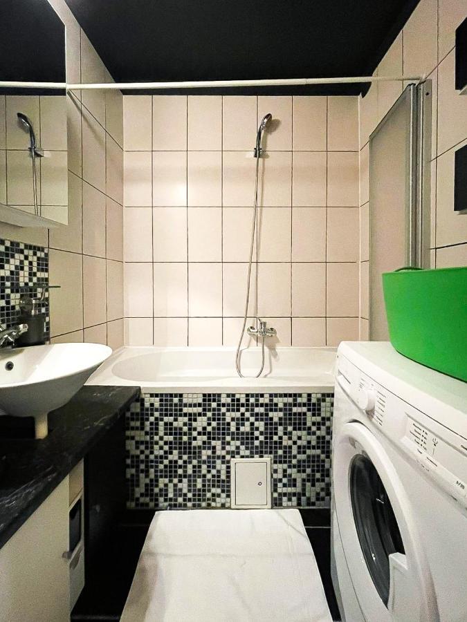 Cozy Apartment Margareten Виена Екстериор снимка